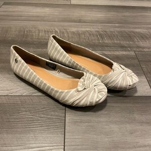 NEW Nautica Bayard Striped Beige Flats Size 8.5